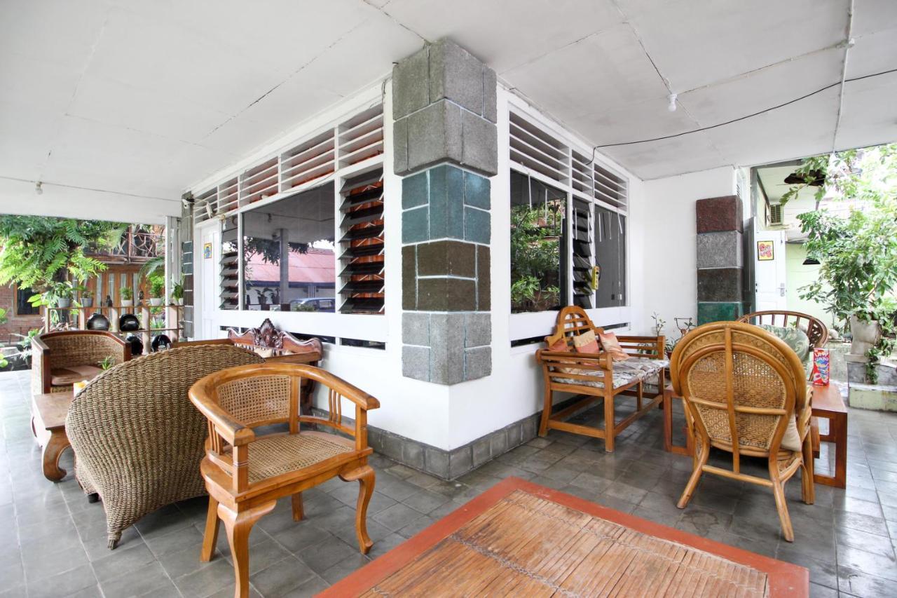 Reddoorz Near Rumah Sakit Wirosaban Salakan Exteriér fotografie