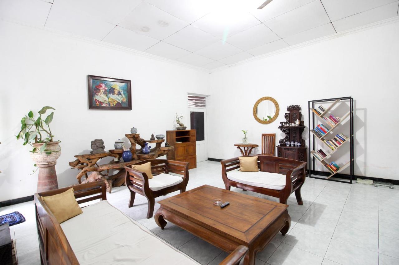 Reddoorz Near Rumah Sakit Wirosaban Salakan Exteriér fotografie